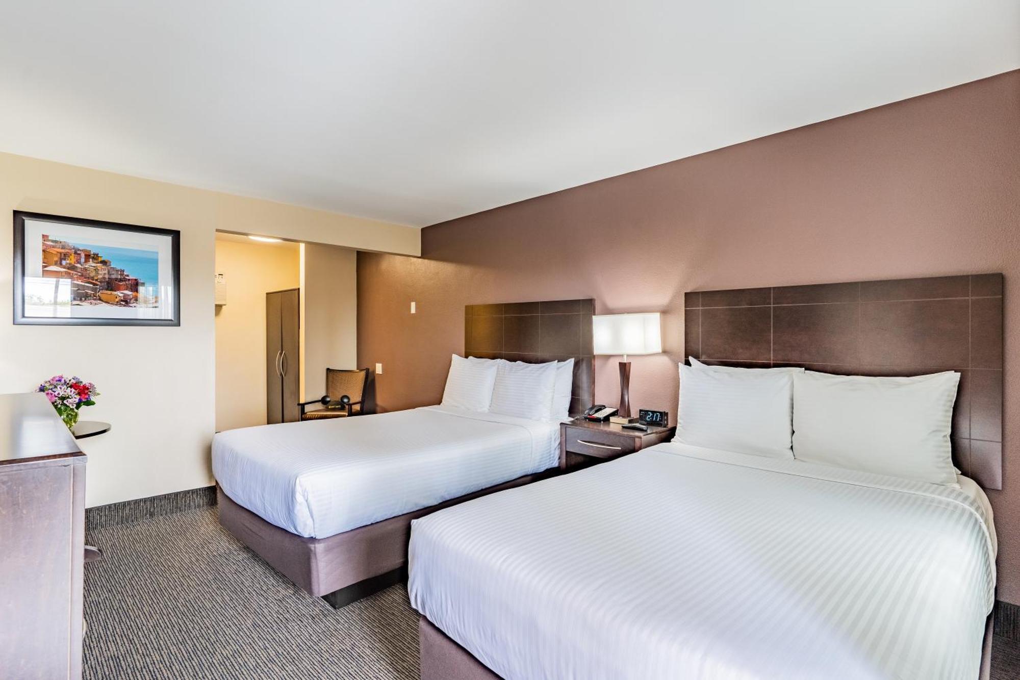 Grand Legacy At The Park Hotel Anaheim Exterior photo